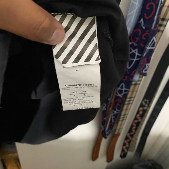 Off-White Tee-shirt - Picture 2 of 5